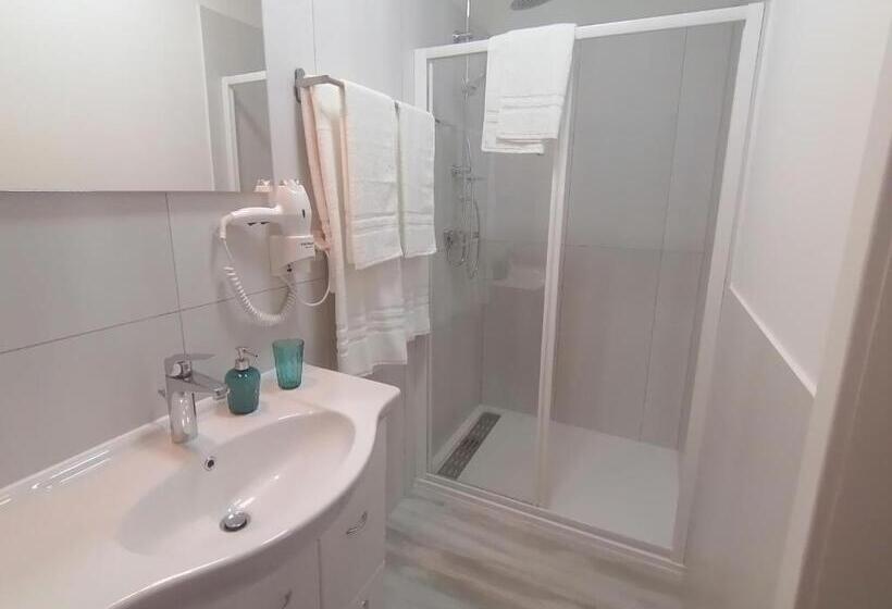 חדר דלוקס, Catalleya Haus