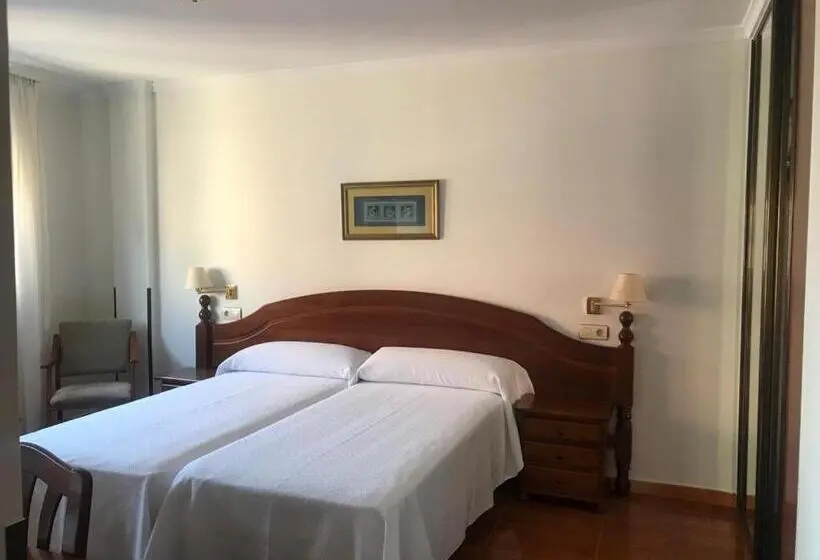 オーシャンビュースタンダードルーム, Hostal O Portiño