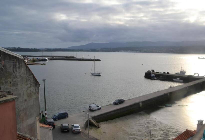 Номер Стандарт Вид на Море, Hostal O Portiño