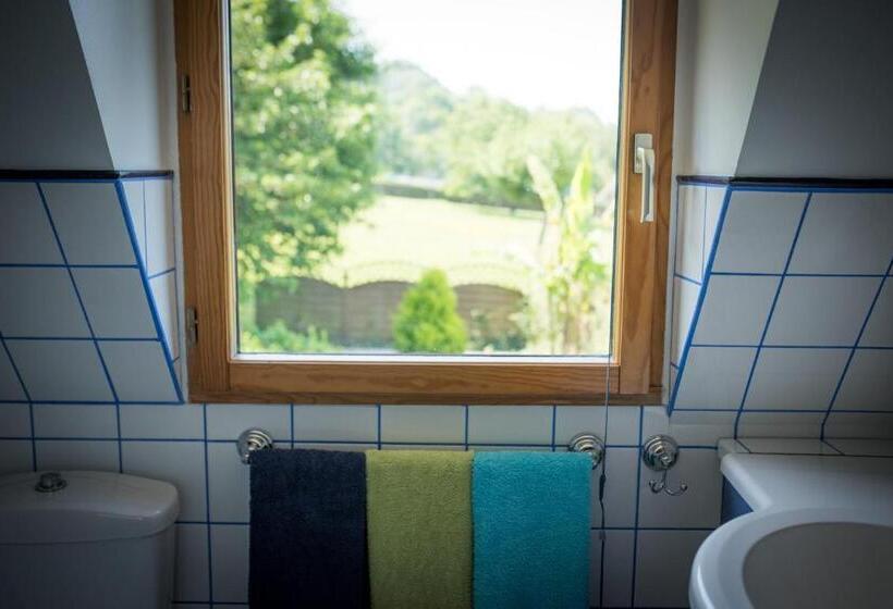 带花园景观的标准三人间, L Herbe Haute