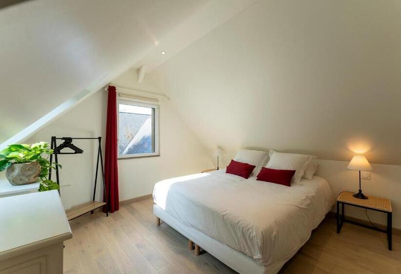 小室, L Herbe Haute