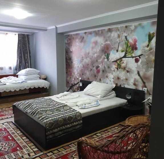 اتاق لوکس چهار تخته, Vila Muntii Bucegi & Spa