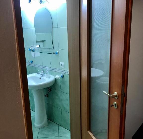 חדר סטנדרט, Pensiunea Morosanu