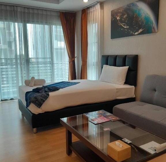 Háromágyas Deluxe Szoba, ไอยรา อยุธยา The Aiyara Ayutthaya