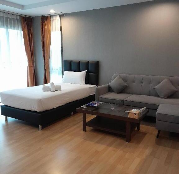 Háromágyas Deluxe Szoba, ไอยรา อยุธยา The Aiyara Ayutthaya