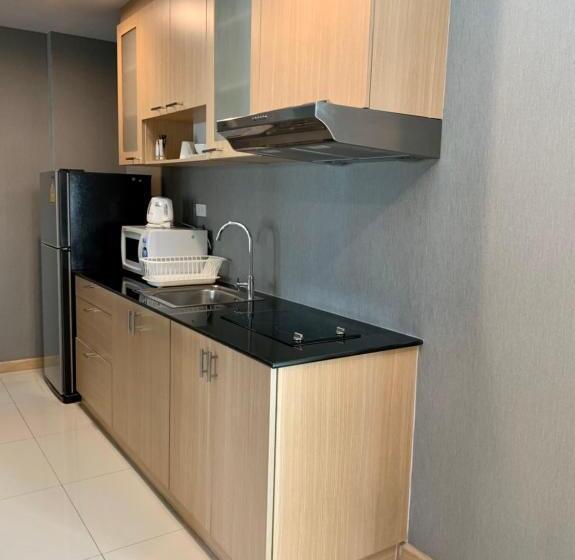 Háromágyas Deluxe Szoba, ไอยรา อยุธยา The Aiyara Ayutthaya