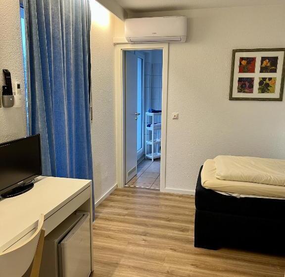 Quarto standart individual, Gästehaus Rheinstetten Forchheim