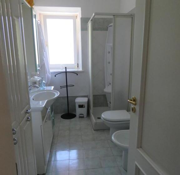 חדר דלוקס, L Elefantino   Bed And Book