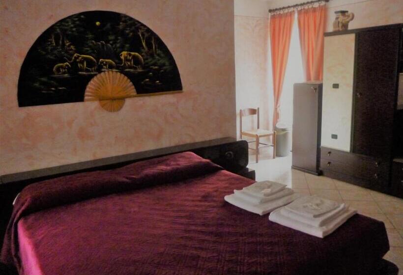 חדר דלוקס, L Elefantino   Bed And Book