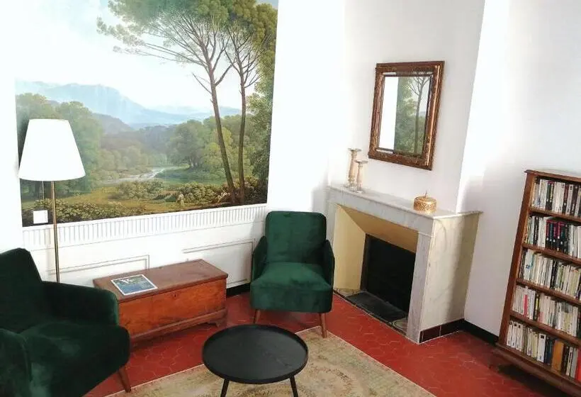 デラックスルーム, La Maison Hilarion