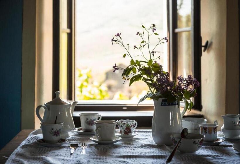 스탠다드 룸 공동 욕실, Ostello Podesteria Di Gombola Arte E Territorio