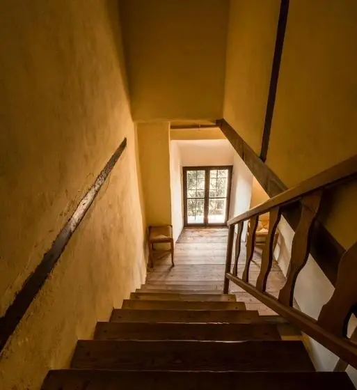 浴室共有ファミリールーム, Ostello Podesteria Di Gombola   Arte E Territorio