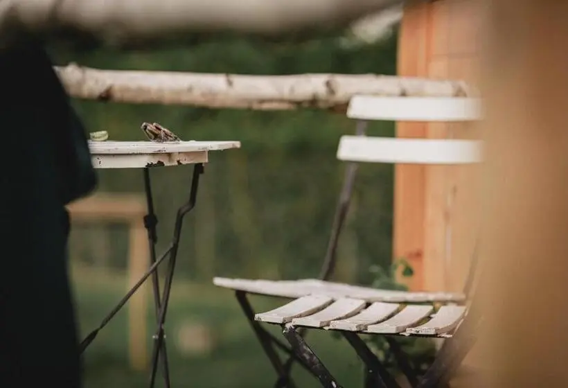 Chalet, Joly Tiny House