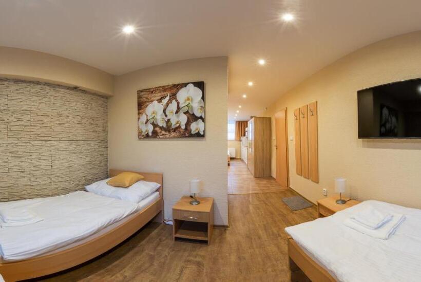 جناح مزود بتراس, Penzion Terezka