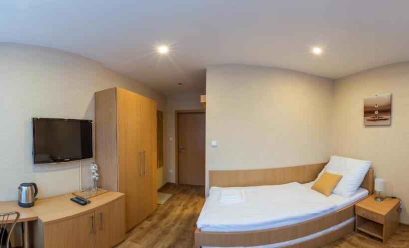 غرفة قياسية فردية, Penzion Terezka