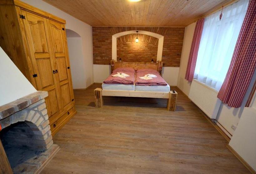 غرفة ديلوكس, Penzion U Lípy