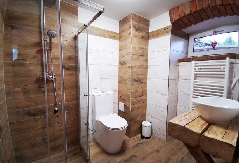 غرفة كومفورت ثلاثية, Penzion U Lípy