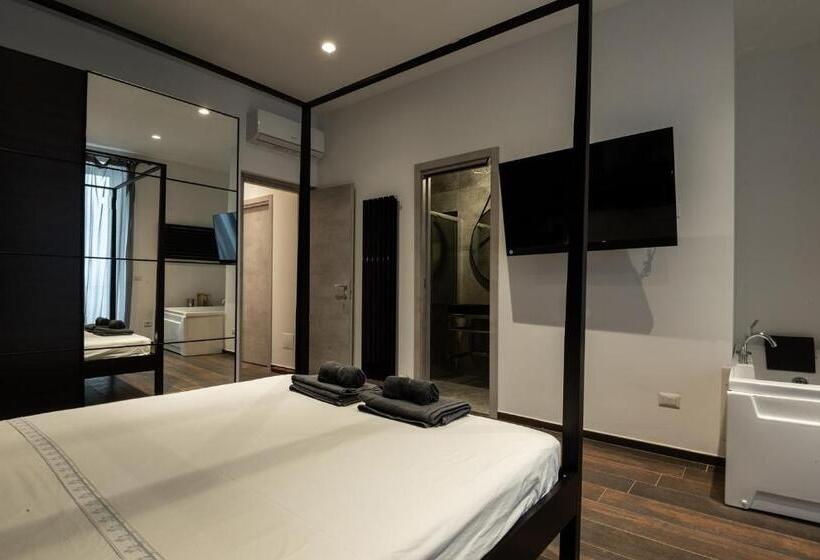 اتاق سوپریور, Suite 39