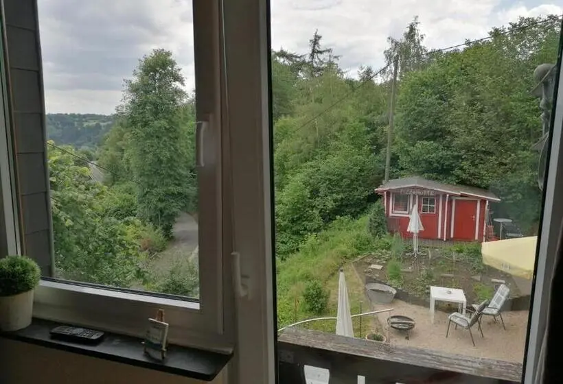 スタンダードルーム, Jeje Und Anna S Eifel Haus