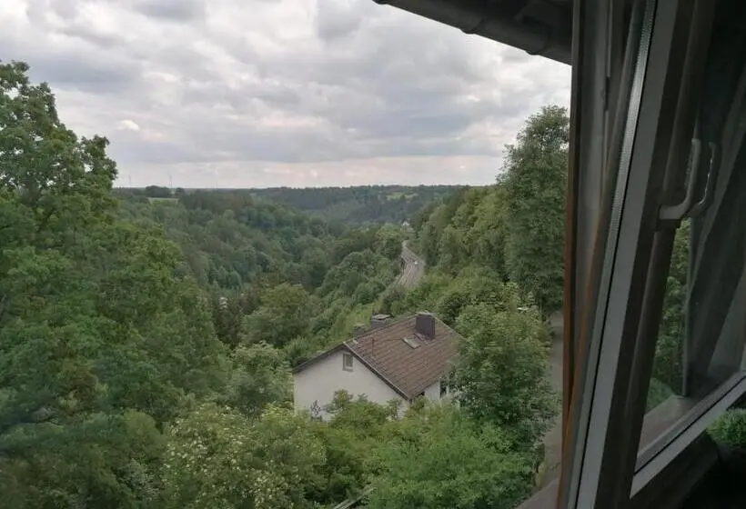 スタンダードルーム, Jeje Und Anna S Eifel Haus