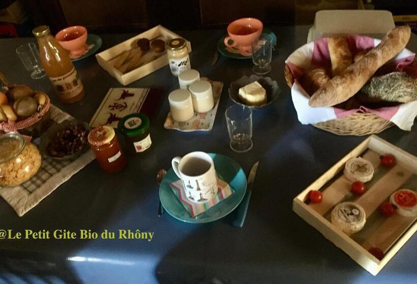 ファミリールーム, Le Petit Gite Bio Du Rhôny