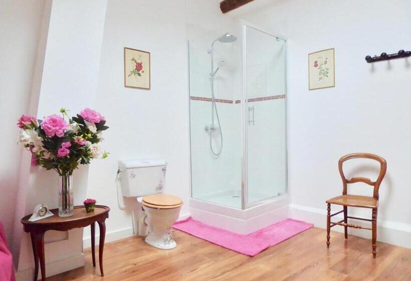 山景套房, Six Chandelles M étaient Comptées