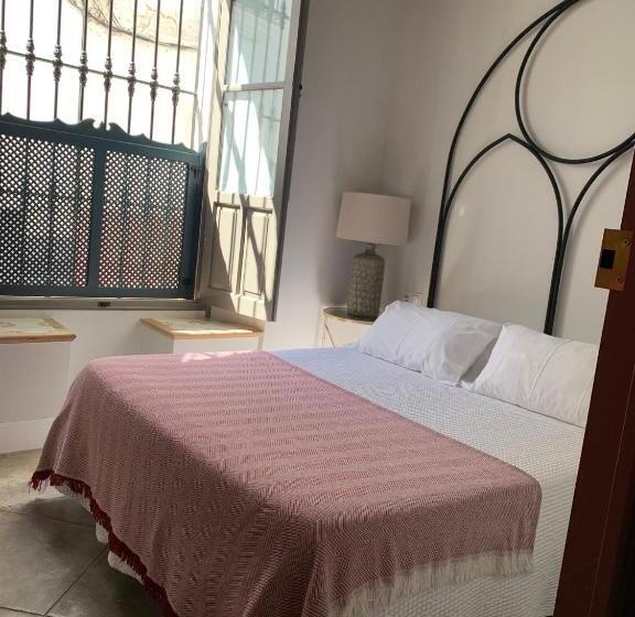 جناح إدارى, Hospederia Santa Clara