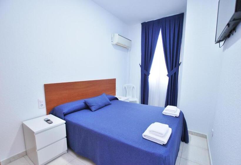 Номер Стандарт, Tres Leones