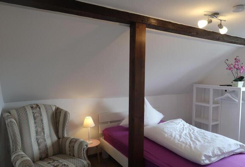 기본룸, Landpension Zur Hainbuche