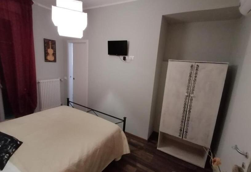 اتاق استاندارد, Segui Le Note Della Tua Vita