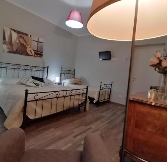 اتاق لوکس سه تخته, Segui Le Note Della Tua Vita