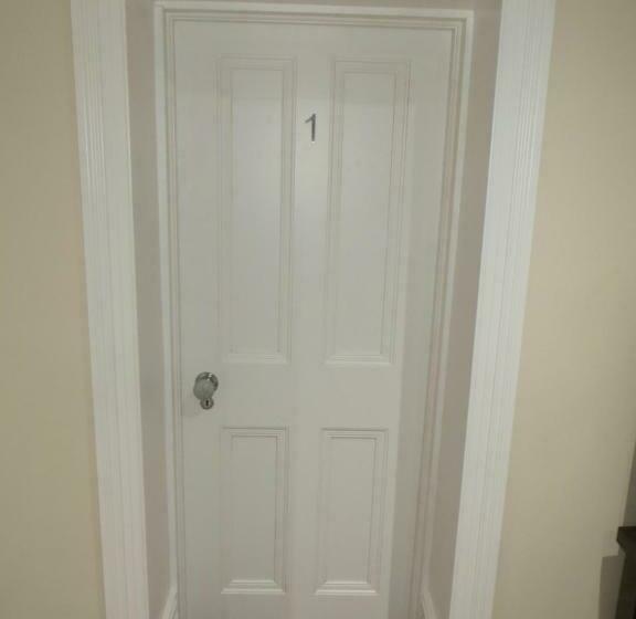 스탠다드 룸, The Lodge