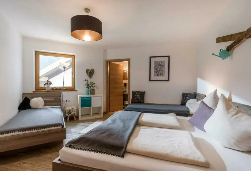 1 Bedroom Apartment with Views, Restaurant Appartements Almdiele