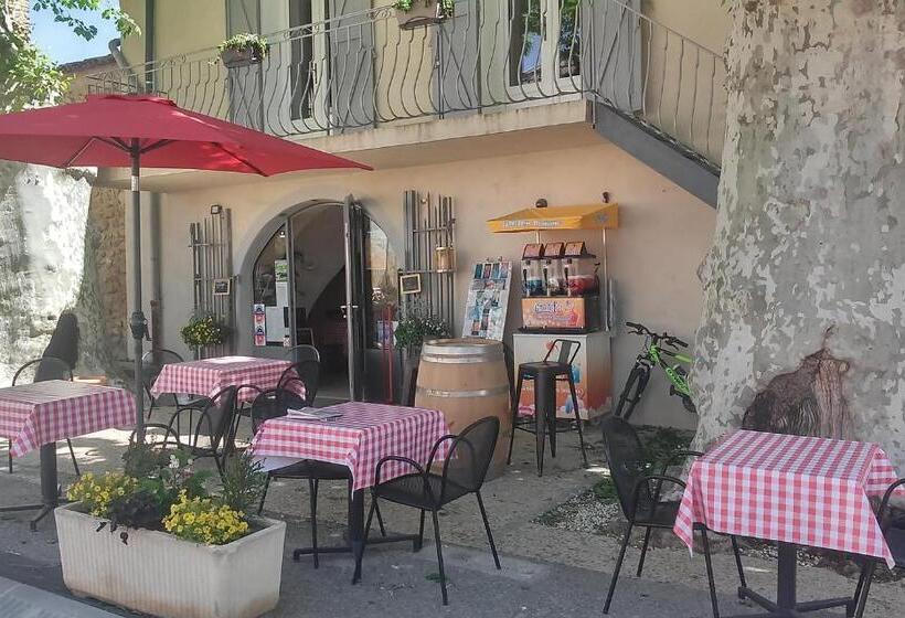 スタンダードルーム, Une Chambre En Luberon