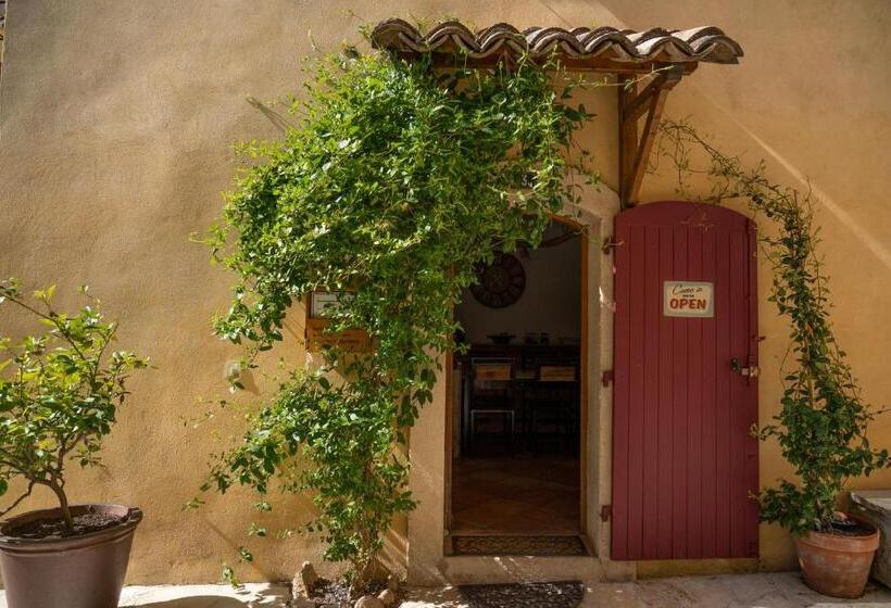 スタンダードルーム, Une Chambre En Luberon