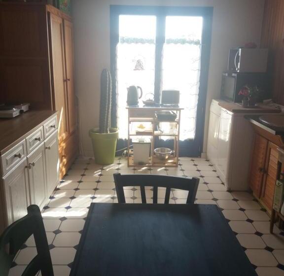 منزل غرفتين نوم, Les Mouettes 1 Gite Ou 4 Chambres D Hote, Jardin ,bords De Loire