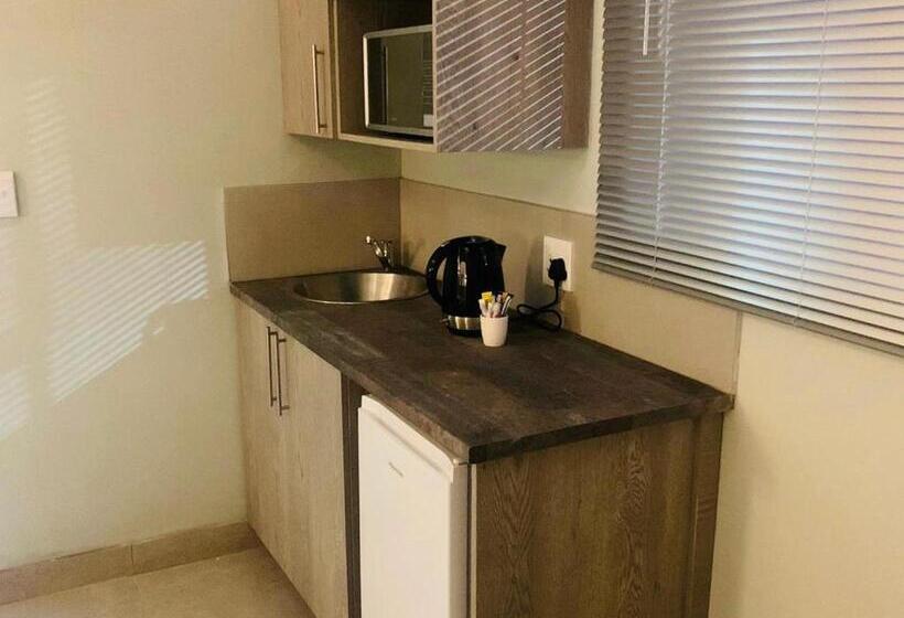 Стандартный Номер Кровать Кинг, Conti Inn Guesthouse