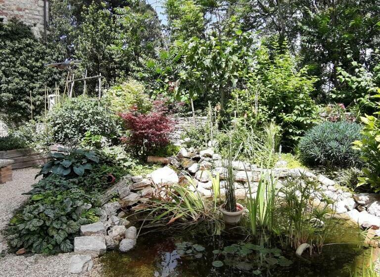 غرفة قياسية مطلّة علي الحديقة, Il Giardino Del Borgo