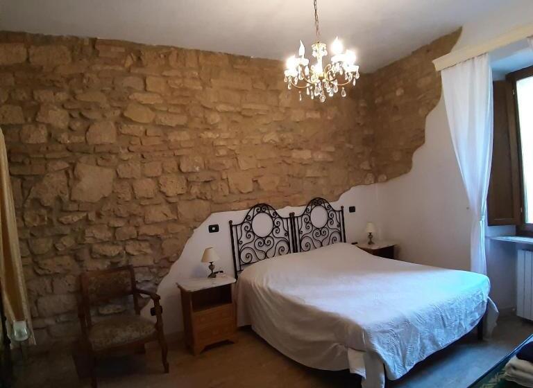 غرفة قياسية مطلّة علي الحديقة, Il Giardino Del Borgo