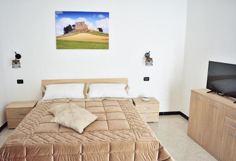 חדר משפחתי, La Gravina