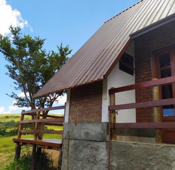 Familie Værelse Bjergudsigt, Pousada Cachoeira Esmeralda