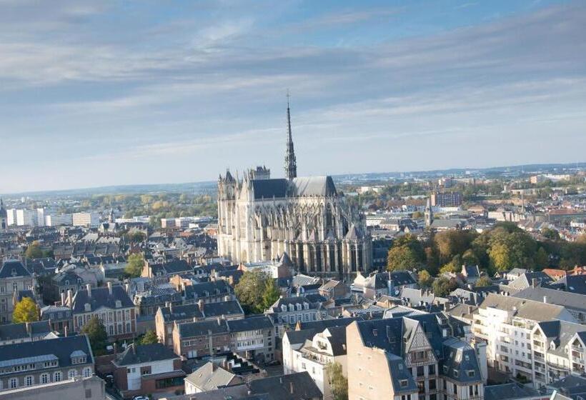 סטודיו דלוקס, 15ème Droite   Tour Perret   Centre Ville   4 étoiles