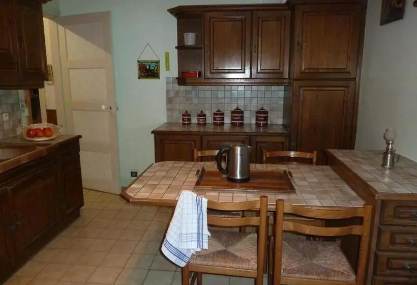 デラックスルーム, Chambres D Hôtes Gobillon