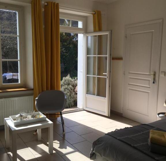 带大床的标准间, La Fedrie