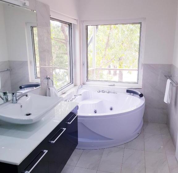 חדר סטנדרט עם מיטת קינג, Merry Mary