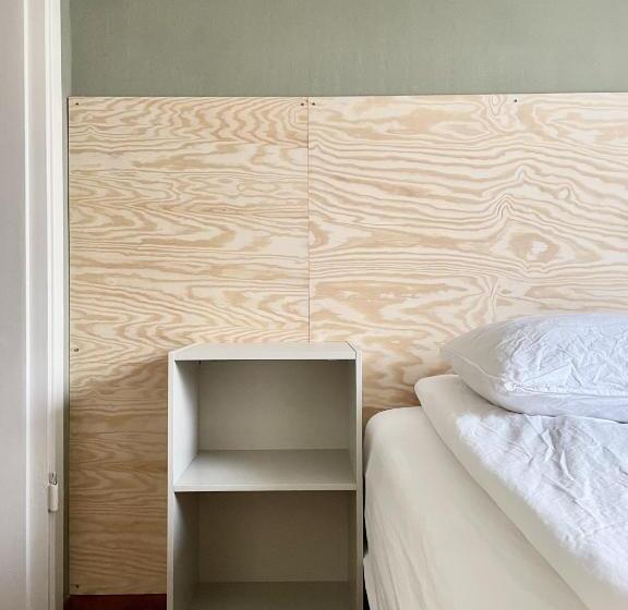 バス共有のスタンダードルーム, Hemmet Simrishamns Vandrarhem Och B&b