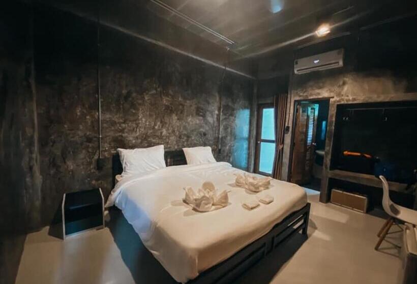 豪华房间, Nan Arena Place