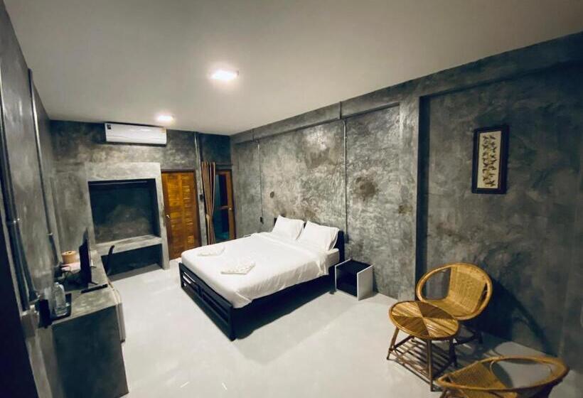 豪华房间, Nan Arena Place