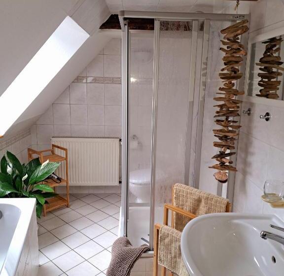 Номер Стандарт, Pension Am Schäferbrink