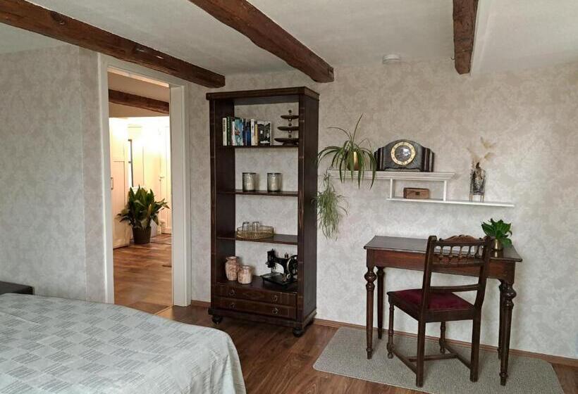 Номер Стандарт, Pension Am Schäferbrink